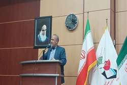 کرامت اصل خدمت در بنیاد است/ همایش آموزشی تخصصی مددکاران بنیاد در مشهد برگزار شد